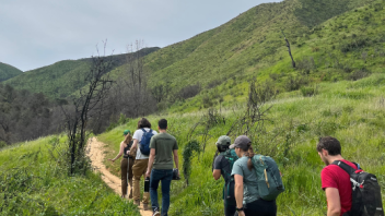 EPM students on a hike at Lake Berryessa