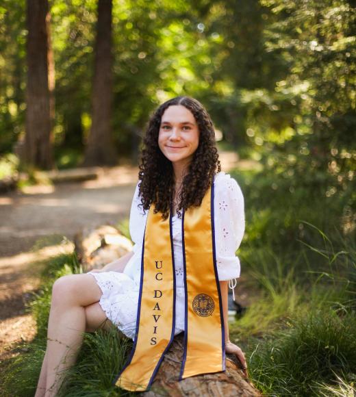 Kayla Morgan Hickey Grad Photo